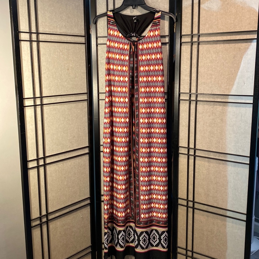 GNW maxi dress size M poly spandex blend vibrant colors
